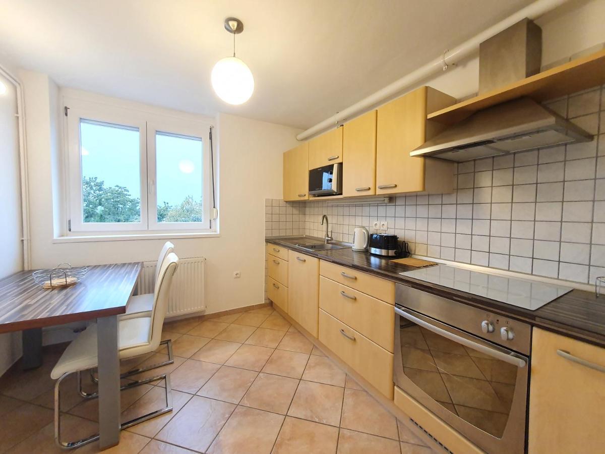 Studio Apartment Matic Tour As By Ljubljanica River 류블랴나 외부 사진